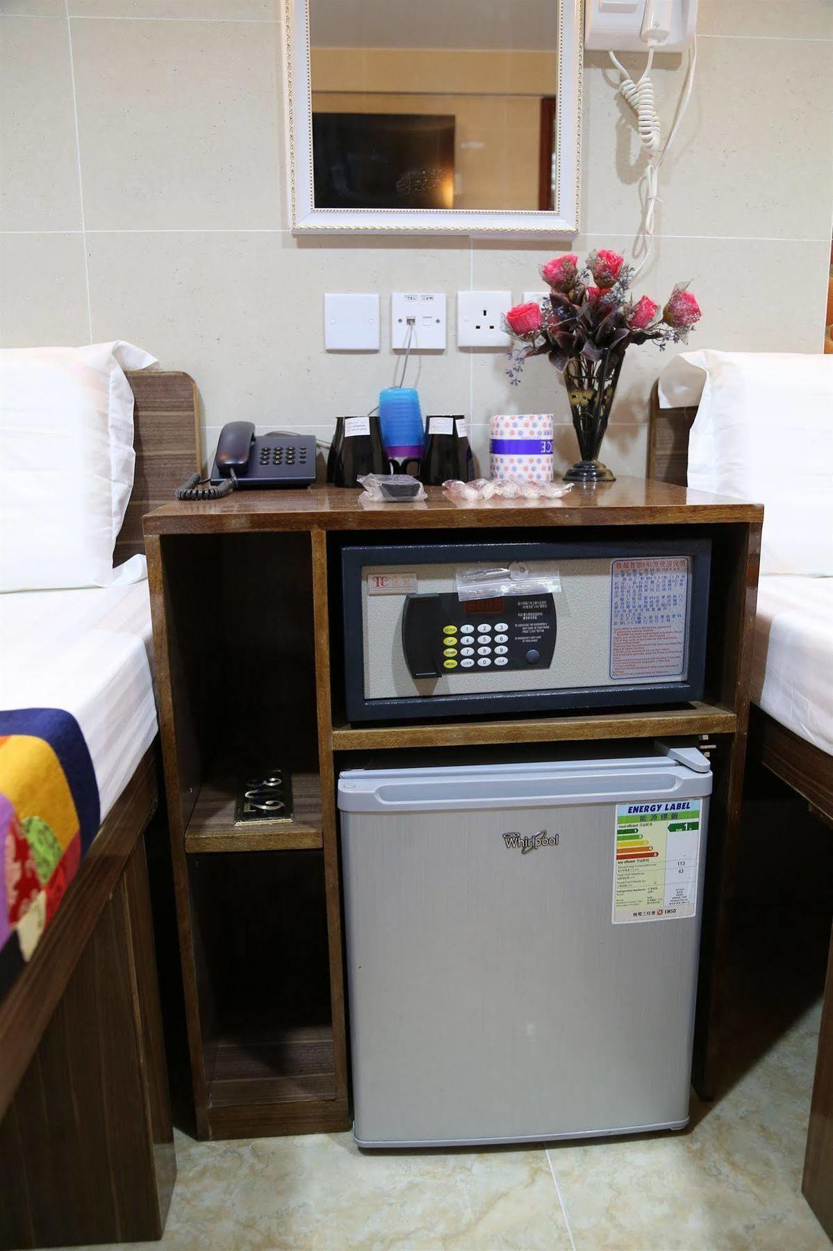 Legend Guest House Hong Kong Exterior photo